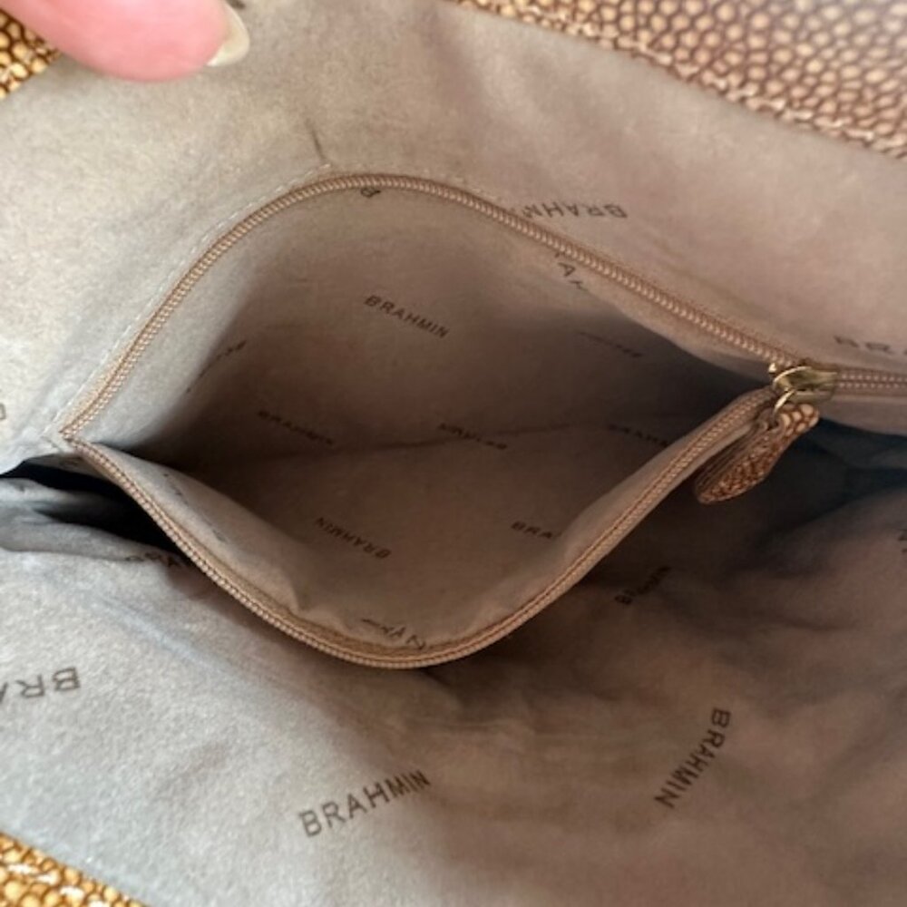 NWOT Brahmin Fold Over Shoulder Bag - Picture 12 of 15